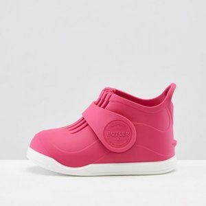 THE BUTLER ROCKHOPPER KID'S PINK SIZE 9-10-11